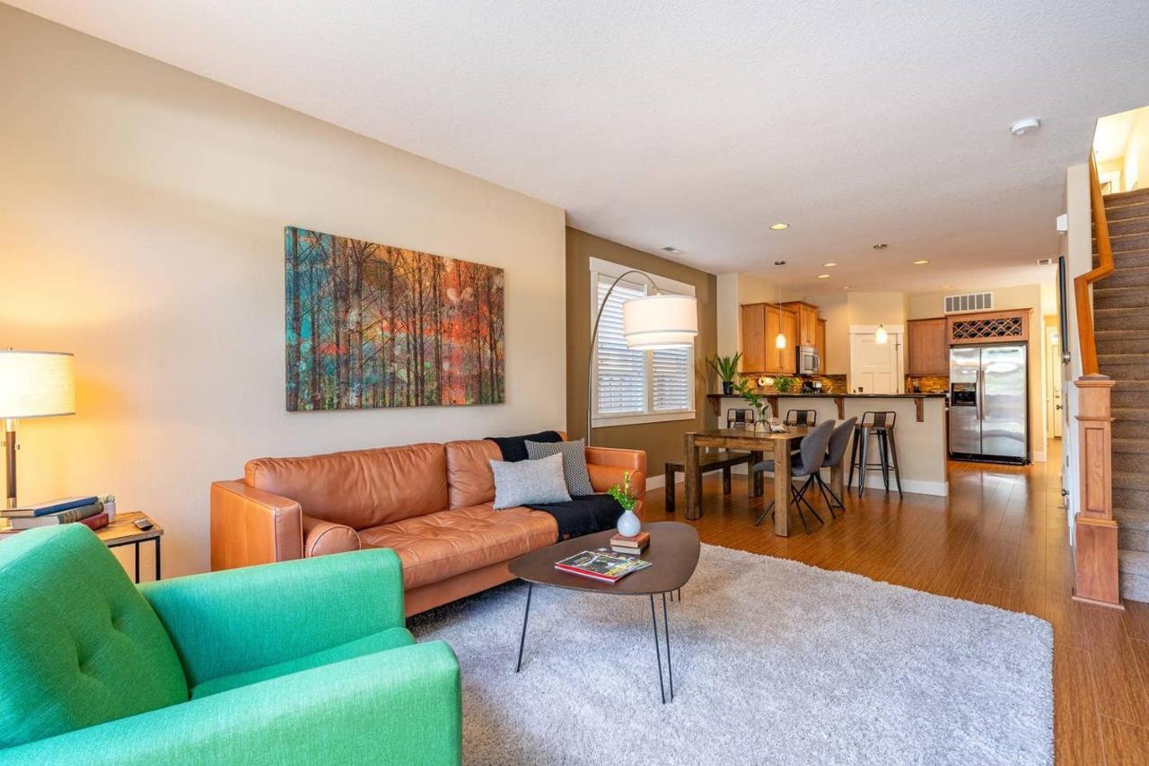 Modern Home, Four Bedrooms, King Beds Tigard Zewnętrze zdjęcie