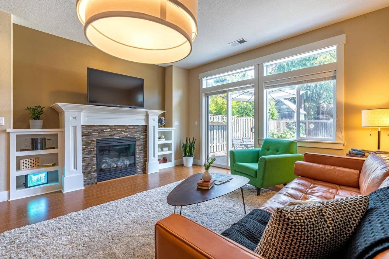 Modern Home, Four Bedrooms, King Beds Tigard Zewnętrze zdjęcie