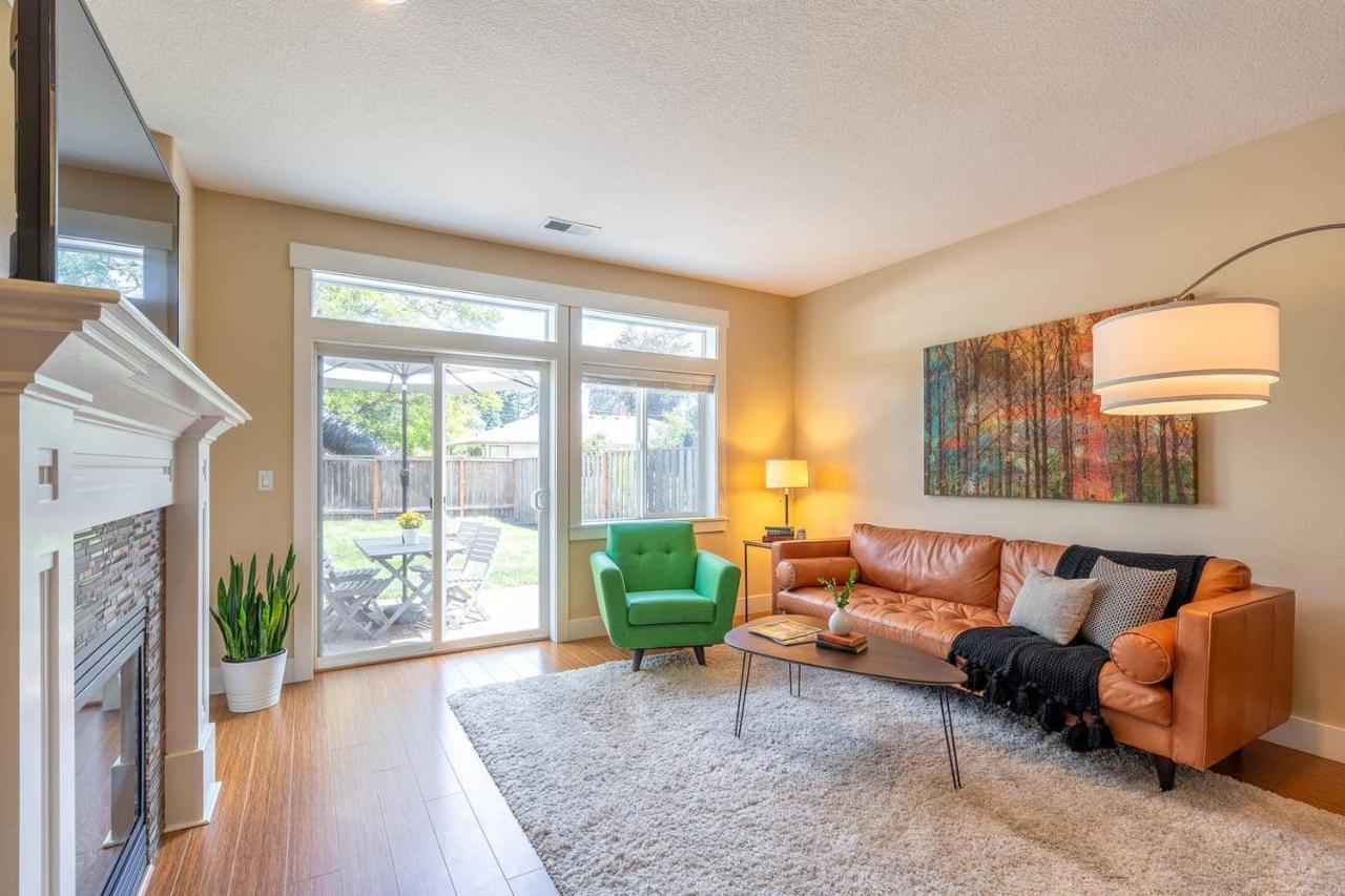 Modern Home, Four Bedrooms, King Beds Tigard Zewnętrze zdjęcie